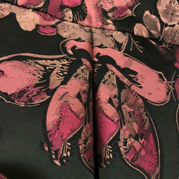 💥HP💥Eliza J. floral black & fuschia Jacquard elegant A-line midi skirt Size 10 - Picture 5 of 14